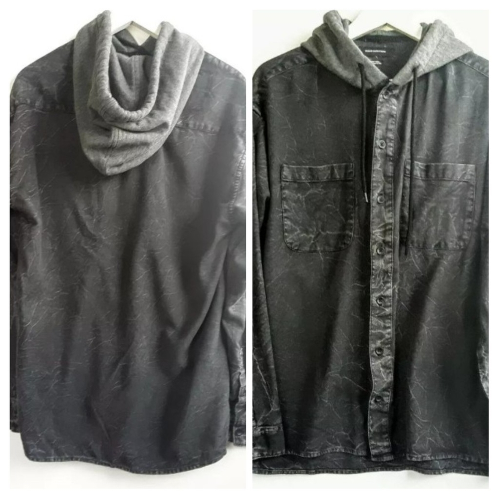 Urban outfitters Hooded Shirt Black Marbled Button
